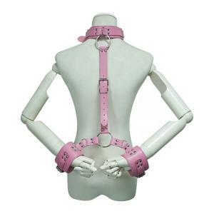 Juguetes Eróticos para Adultos: Set de Sujeción de Cuero Genuino SM, Kit de Entrenamiento para Parejas, Esposas, Accesorios, Tamaño Compacto - Product Image 5