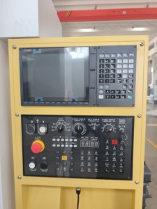 Fresadora Vertical VMC1160 de Alta Resistencia, Centro de Mecanizado Automático de 4 Ejes, Sistema M80A, Centro de Alta Precisión de 3 Ejes para Aluminio - Product Image 5