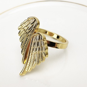 Anillos de Servilleta con Alas de Ángel Doradas y Plateadas, Vajilla Ecológica - Product Image 6