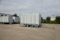 Toilettes mobiles de luxe personnalisées, conteneur portable pour extérieur public, remorque mobile de luxe