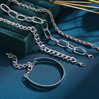 Bracelet chaîne tressée polyvalent et tendance de style européen et américain ; Design minimaliste filigrané ; Bracelet hip-hop audacieux