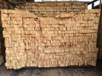 Planche en bois massif de pin