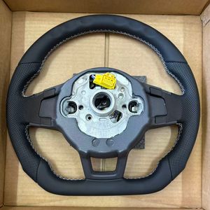 Volante de Cuero para Volkswagen VW <span class=keywords><strong>Golf</strong></span> <span class=keywords><strong>5</strong></span> <span class=keywords><strong>Golf</strong></span> 6 <span class=keywords><strong>Golf</strong></span> 7 7.<span class=keywords><strong>5</strong></span> MK 6 <span class=keywords><strong>MK7</strong></span> 7.<span class=keywords><strong>5</strong></span> <span class=keywords><strong>GTI</strong></span> GTD GTE R Polo Tiguan DSG Passat Scirocco - Product Image 3