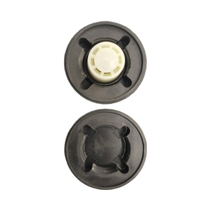 High Quality Truck Cooling System Parts Truck Expansion Tank Cap for WG9719530260 Expansion Tank for Sinotruk Howo - Product Image 4