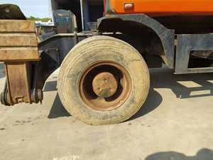 Excavatrice sur pneus DOOSAN DX210 d'occasion, 21 tonnes, moteur d'origine, faible nombre d'heures de fonctionnement, petite pelle hydraulique pour travaux en extérieur - Product Image 6