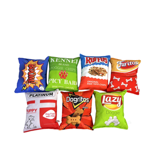 Jouet pour chien en peluche doux et écologique, personnalisé en usine, en forme de croustille de pomme de terre, nouveau design, jouet interactif couineur à mâcher pour animaux de compagnie - Product Image 1