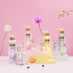 Gel de Ducha Perfumado con Fragancia Femenina CINDY BLOOM - So Slay (640g) Geles de Ducha Espumosos Limpiadores e Hidratantes - Product Image 5