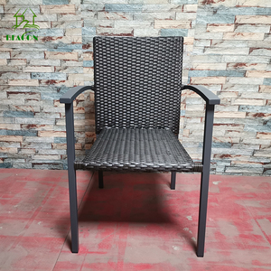Ensemble de salle à manger de mobilier de <span class=keywords><strong>jardin</strong></span> d'extérieur en aluminium pe rotin économique 4-6 <span class=keywords><strong>personnes</strong></span> ensemble de chaises de table à manger d'extérieur en osier - Product Image 3