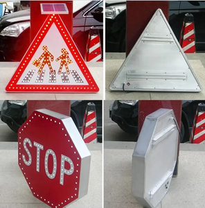 لوحة قيادة من الألومنيوم بتصميم مربع السطوع العالي مع لوحة تعمل بالطاقة الشمسية للملاحة المرورية على الطرق - Product Image 5