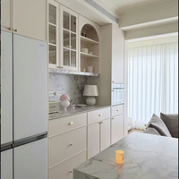 Meuble de rangement moderne blanc cassé avec porte vitrée grillagée et four intégré pour la maison, l'hôtel et la cuisine (vente en gros)