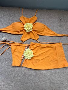 Set Bikini da Donna 3 Pezzi con Halter, Ferretto <span class=keywords><strong>e</strong></span> Push-Up, <span class=keywords><strong>Perizoma</strong></span> Brasiliano <span class=keywords><strong>e</strong></span> Mini Abito con Design Floreale Grande - Costumi da Bagno - Product Image 6