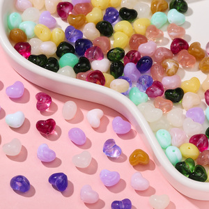 ลูกปัดอะคริลิกรูปหัวใจไล่สี สำหรับทำเครื่องประดับ DIY สร้อยข้อมือ อุปกรณ์ตกแต่ง ลูกปัดแบบหลวมสำหรับงานประดิษฐ์ - Product Image 1