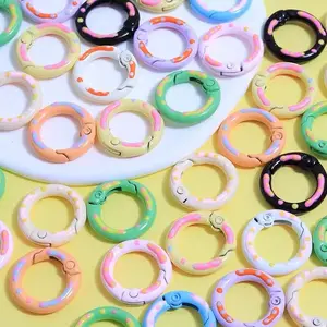 Set di clip per moschettone speciale per ciambelle di San Valentino-anelli portachiavi primaverili multicolore, ciondoli rotondi per borse da donna