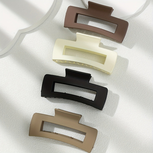 Juego de 4 Horquillas para el Cabello de Diseño Simple y Popular, Forma Geométrica de Lujo Ligero, Horquillas para Mujer con Estilo, Joyería de Moda al por Mayor - Product Image 3