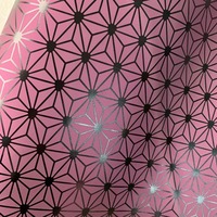 Vente en gros d'usine, tissu en similicuir PU de haute qualité, motif à carreaux argenté mat, épaisseur 0,8 mm, largeur 54/55 pouces, pour sacs, chaussures, vêtements
