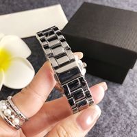 Montre à quartz de luxe pour femme, cadran rose, lunette dégradée, boîtier en alliage, logo personnalisé, vente directe usine