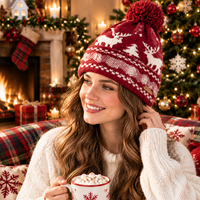 Bonnet tricoté jacquard femme motif renne de Noël avec pompon, chaud et tendance pour l'hiver, personnalisable avec logo OEM