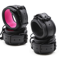 Menottes de bondage d'usine en cuir BDSM, ensemble de restraints réglables pour couples, accessoires de performance, jouets sexuels pour adultes, vente en gros