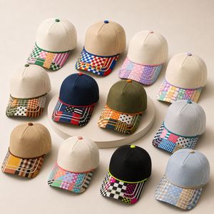 Gorra de Béisbol Personalizada de Fábrica con Visera Estampada y Cordón, Estilo Urbano, 5 Paneles, Algodón, Ribete en Contraste, OEM ODM - Product Image 1