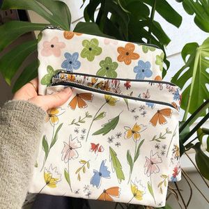 Personalized Multi-Functional Plain Cotton Travel <b>Make</b> <b>up</b> Bag Custom Printed Zipper Pouch Canvas Beauty Makeup Pouch Bags - Product Image 1