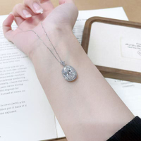 Collana con Pendente Ovale Halo in Oro Bianco 18K con Diamante Coltivato in Laboratorio, Lussuoso Gioiello Brillante per Donne