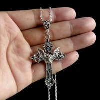 Collier en acier inoxydable avec pendentif couteau épée couleur argent, style gothique punk, pour femmes et hommes, accessoire de bijouterie, cadeau
