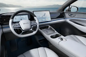 BYD Sea 06 DM-i 2025 – SUV intermédiaire 4 portes 5 places, véhicule d'occasion urbain, voiture à énergie nouvelle BYD Sea 06 - I, modèle 2025 BYD Sea - Product Image 2