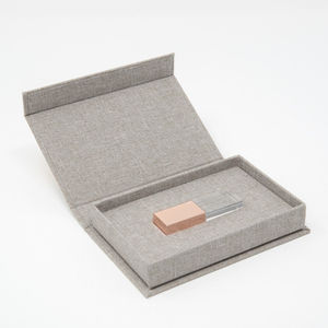 Caja Usb de lino gris claro, cajas de <span class=keywords><strong>papel</strong></span> con imán Usb para fotografía, embalaje con logotipo personalizado, caja de embalaje de regalo - Product Image 1