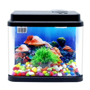 Aquarium en plastique coloré de qualité export, vente en gros, avec éclairage LED coloré et câble USB. - Product Image 2