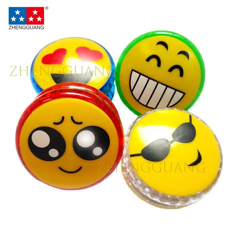 Zhengguang YoYo Ball luminoso LED lampeggiante meccanismo frizione bambino Yo-Yo giocattoli per l'intrattenimento del partito dei bambini