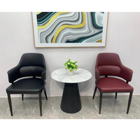 Table Basse et Chaise de Salon Modernes en Cuir Compact – Durables et Imperméables pour la Maison et l'Hôtel