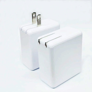 <span class=keywords><strong>Cargador</strong></span> de Teléfono Plegable de Carga Rápida de 45 W <span class=keywords><strong>Tipo</strong></span> <span class=keywords><strong>C</strong></span> PD QC3.0 SCP OTP OVP con Enchufe Estadounidense y Certificación CE FCC ROHS - Product Image 2