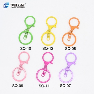 YIWANG Vente en gros de porte-clés pendentifs métalliques colorés DIY, fermoirs mousquetons, crochets à ressort, anneaux de porte-clés - Product Image 2