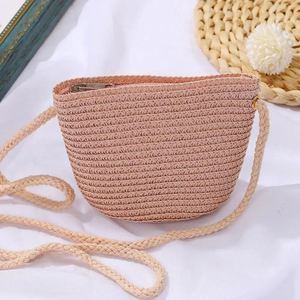 Sac à bandoulière tressé marron en cuir naturel, nouveau sac fourre-tout demi-lune en paille tressée avec pompon, joli pour enfants - Product Image 3