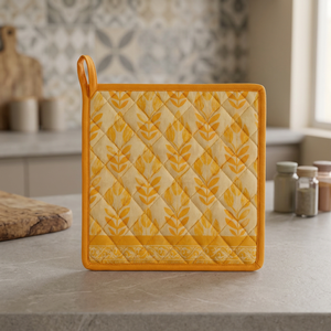 Porta ollas acolchado de algodón premium con estampado botánico y borde naranja – Porta ollas de cocina resistente al calor con asa para colgar - Product Image 3