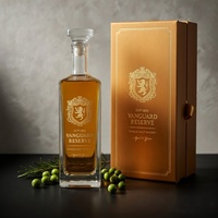 Bouteille carrée haute de 800 ml en verre super flint avec logo couleur personnalisé et boîte d'emballage, vide, pour spiritueux, liqueur, whisky, vente en gros, directement de l'usine