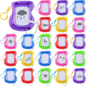 Meilleure Vente Mini Tableau Magnétique Effaçable avec Clip Porte-clés, Bloc de Dessin et Gribouillage pour Enfants, Cadeaux de Fête et Remplisseurs de Sacs Cadeaux - Product Image 1