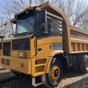 Camión Minero de Volteo de Cuerpo Ancho para Trabajo Pesado con Capacidad de Carga de 60 Toneladas SEM3090F - Product Image 1