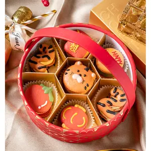 Kotak Kue Laminasi Macaron Bulat Merah, Kotak Permen Coklat Pola Bunga Kotak Hadiah