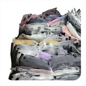 Vêtements d'occasion 2026 pour femmes : Robes, T-shirts, Chemises, Pantalons, Jupes – Styles variés et tendance, Taille unique, en Polyester/Coton, à prix abordable - Product Image 1