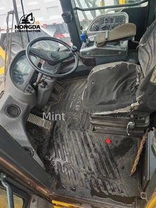 Grande chargeuse sur pneus KOMATSU d'occasion WA600-3 sur pneus WA600 WA500 Chargeur WA600-6 en bon état à vendre Grande chargeuse frontale - Product Image 5