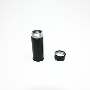 Tube cylindrique en métal noir mat personnalisé avec couvercle à vis, boîte en métal vide pour bonbons, menthes, petits objets - Product Image 3