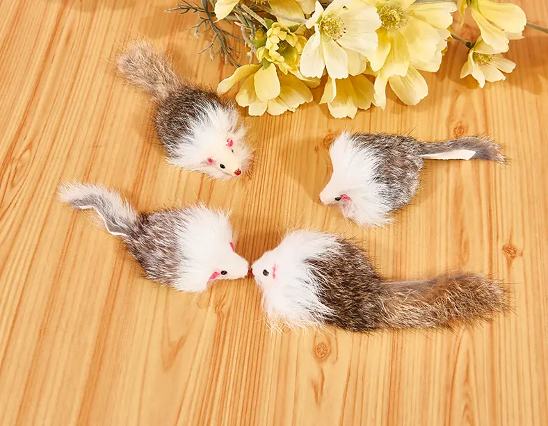 Ratón de pelo de conejo auténtico de alta calidad, juguete para gatos con sonido de cerdas, Mini ratón, juguetes para gatos