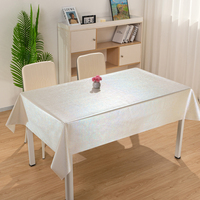 Nappe de table rectangulaire en PVC effet nacré irisé champagne RNPT pour mariage