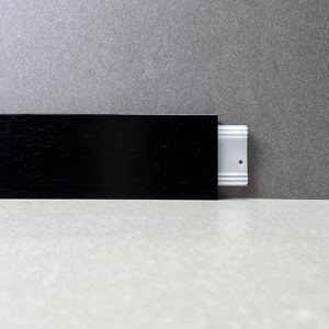 Rodapié de Aluminio Iluminado e Impermeable para Obras de Ingeniería en Sótanos y Complejos Subterráneos - Product Image 6