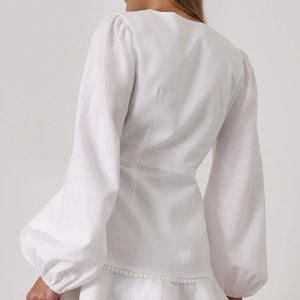 2025 abito <span class=keywords><strong>corto</strong></span> estivo <span class=keywords><strong>bianco</strong></span> Casual da donna in cotone a strati con scollo a V a sbuffo a <span class=keywords><strong>maniche</strong></span> <span class=keywords><strong>lunghe</strong></span> - Product Image 3