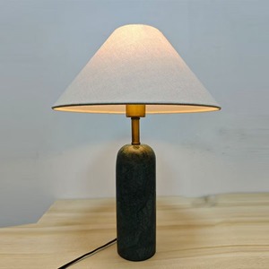 La lampe de chevet dans la chambre de l'hébergement de designer transfrontalier est de style japonais, style chabi, zen, en marbre, hôtel - Product Image 3