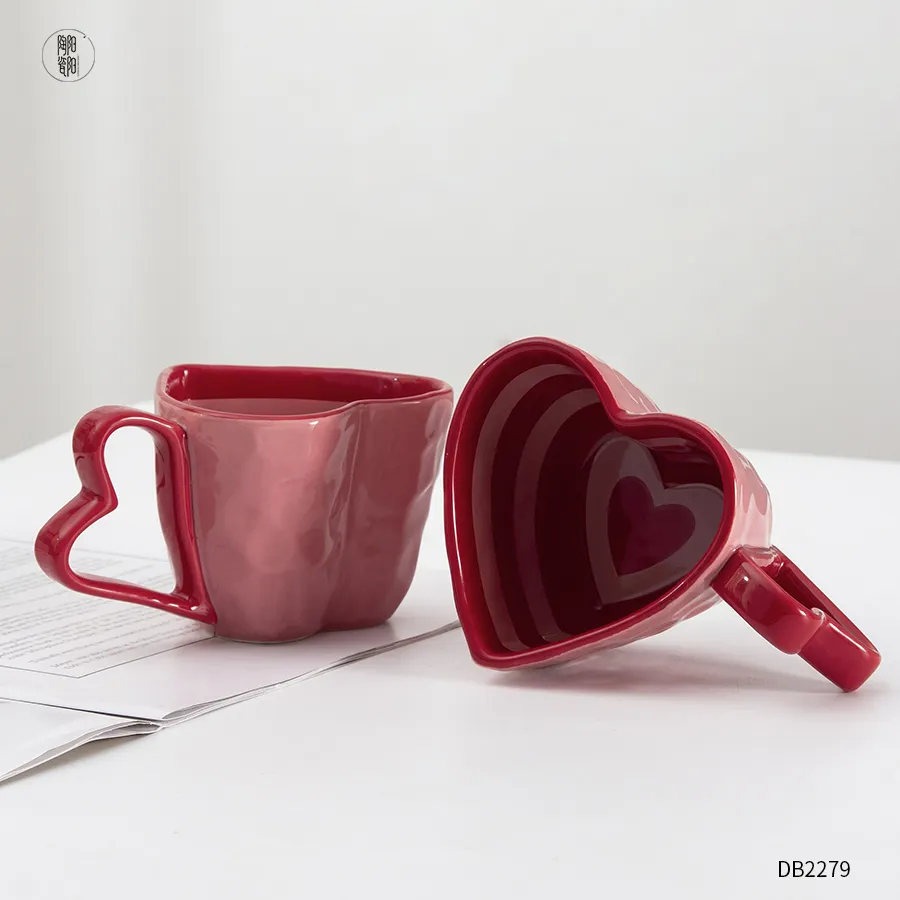 Benutzer definiertes Logo gedruckt wieder verwendbare herzförmige Paar Porzellan Kaffeetasse Geschenkset umwelt freundliche Keramik Kaffeetassen
