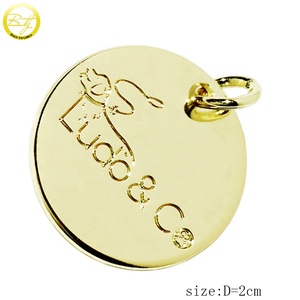 Pendentifs personnalisés en métal plaqué or en forme de pièce de monnaie pour bracelets et colliers, avec nom et logo gravés, pour chemises, chaussures et sacs - Product Image 2