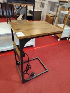 طاولة قهوة معدنية مدمجة بشريط طاقة على شكل C مع إطار عتيق مع محطة شحن مع منفذ USB - Product Image 2